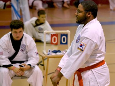 barrons-martial-arts-site-images_adult-karate-classes-4