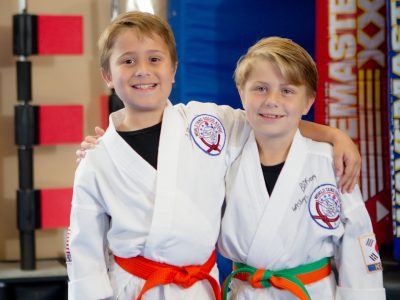 barrons-martial-arts-site-images_little-dragons-kids-karate-classes-5-7-fun-engaging